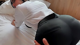 Horny한 비서가...